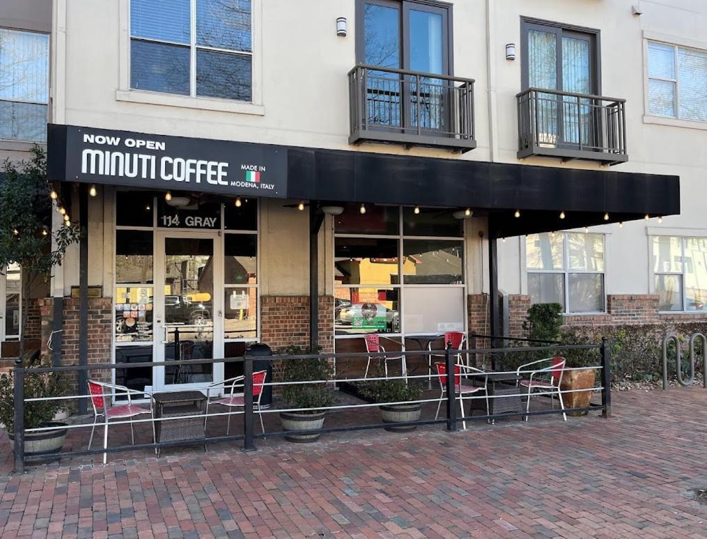 Convenient Downtown Stays Houston Exterior photo