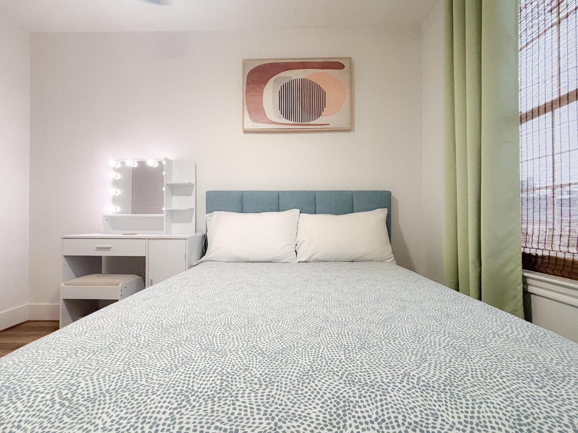 Convenient Downtown Stays Houston Exterior photo